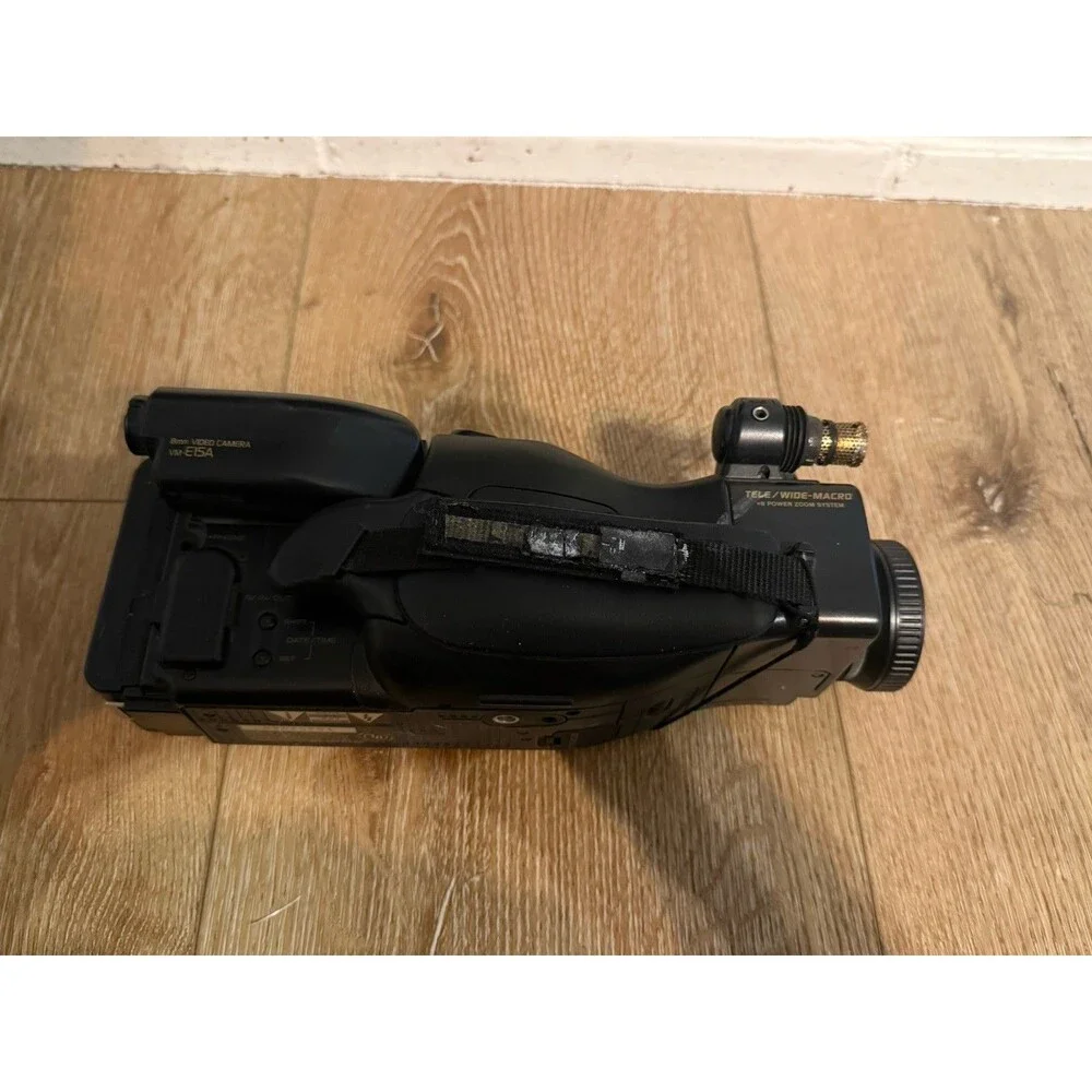 Hitachi VM-E15A 8mm Camcorder Video Camera For Parts only